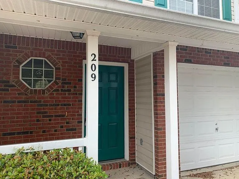 209 Swaying Pine Ct — Photo 2