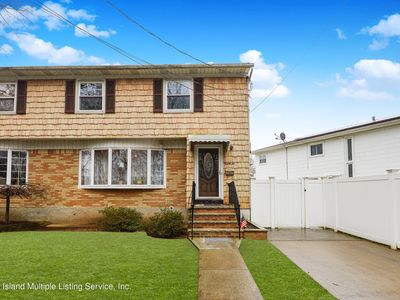 26 Tatro St, Staten Island, NY, 10306