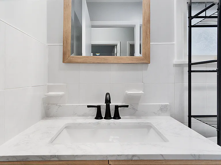 101 Oak St #2 — Photo 11