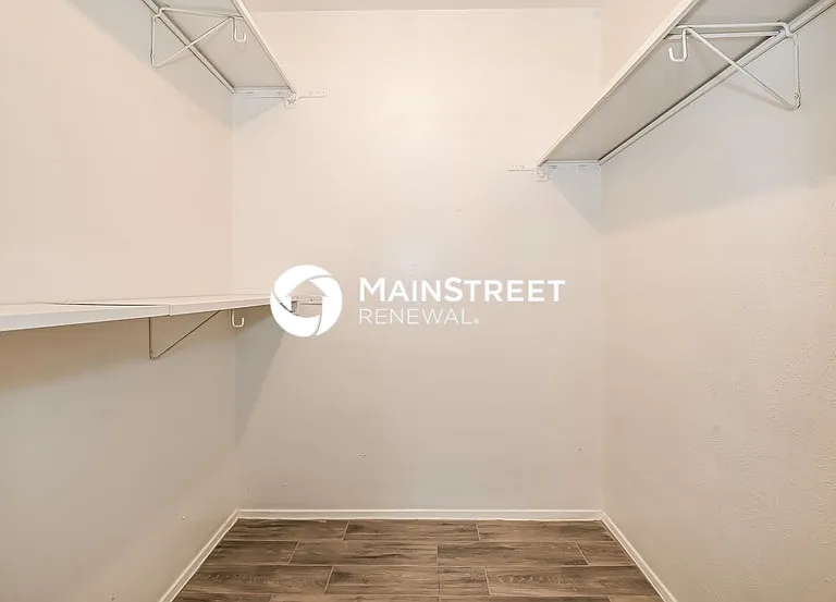 450 Thistle Dr — Photo 14