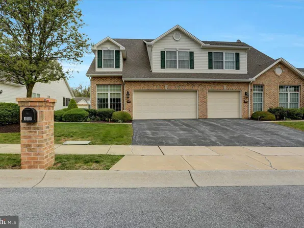 406 Baumgardner Dr, Harrisburg, PA 17112