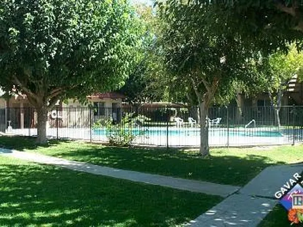 2040 W Avenue J13, Lancaster, CA