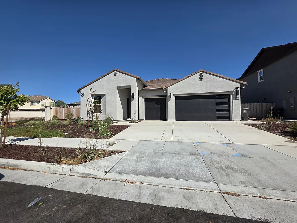17736 McKee Blvd