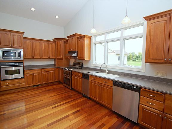 4th image of 5529 Baraboo Ct