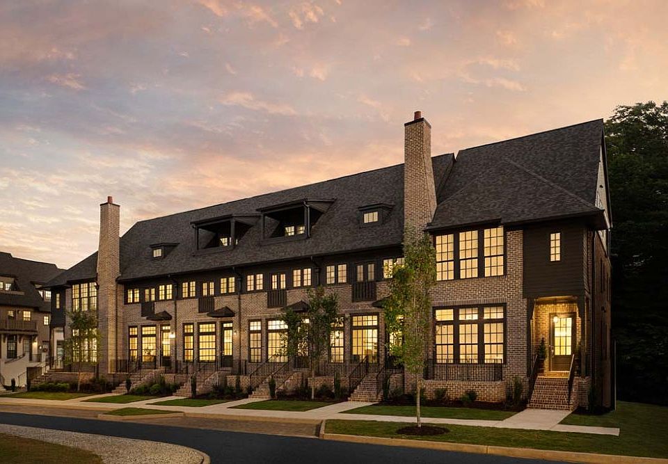 Front Elevation Note Sample product photo. Actual exterior and interior selections may vary by home