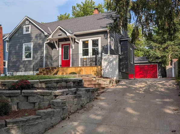 872 Elmwood Ave, Lincoln, NE 68510