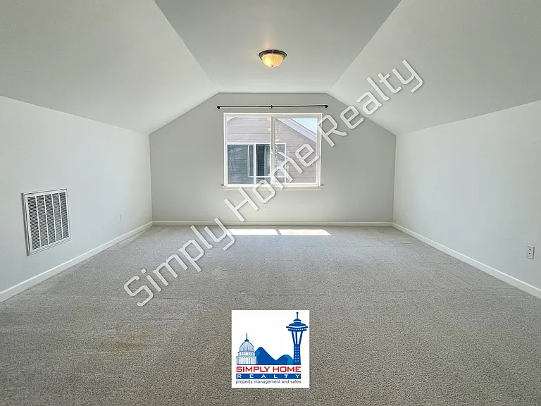 9967 Dotson St SE — Photo 17