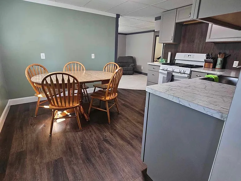 56 Railroad Ave — Photo 13