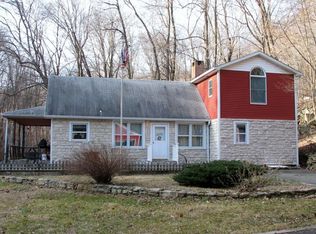 93 River Rd, Flanders, NJ 07836