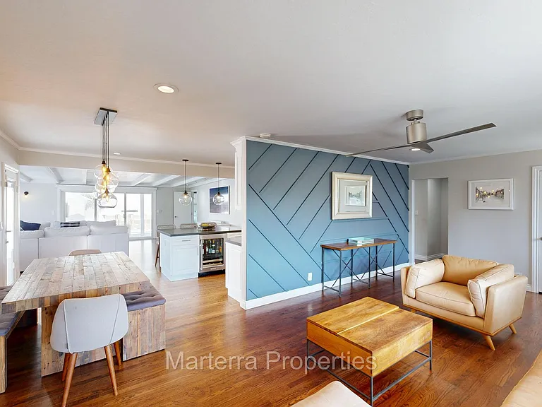 2342 Fordham Dr — Photo 15