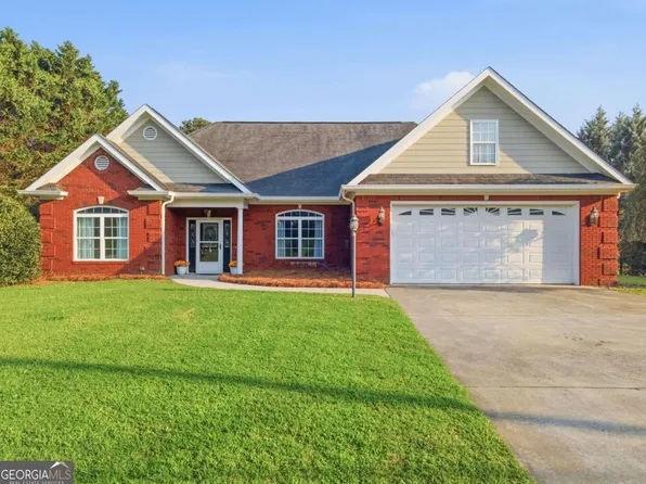 3601 Garden Lakes Pkwy NW, Rome, GA 30165