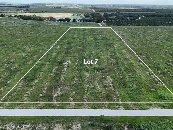 8885 E Twitty Rd, Sebring, FL 33876