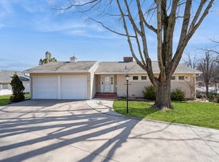 340 Trail Ridge Rd SE, Cedar Rapids, IA 52403