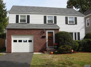 54 Sunderland Ave, Rutherford, NJ 07070