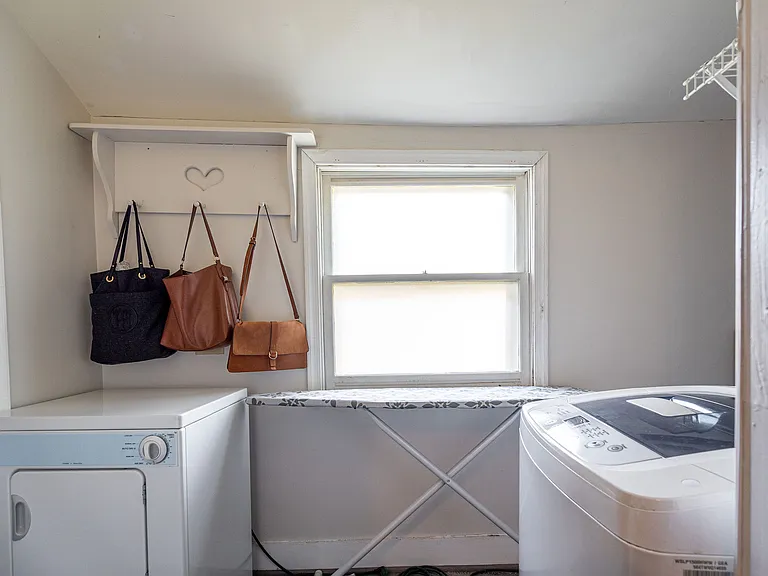 101 S Bentz St — Photo 32