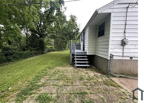 2nd image of 10302 Ross Cir
