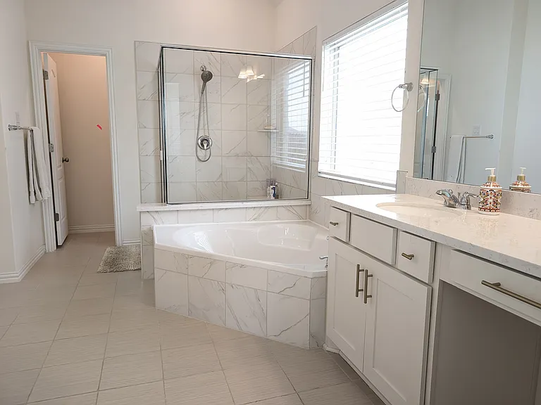208 Monteforte Rd — Photo 6