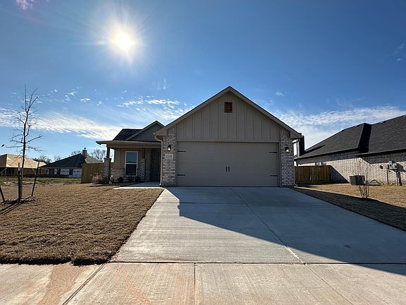 2nd image of 2128 Gabriel Dr