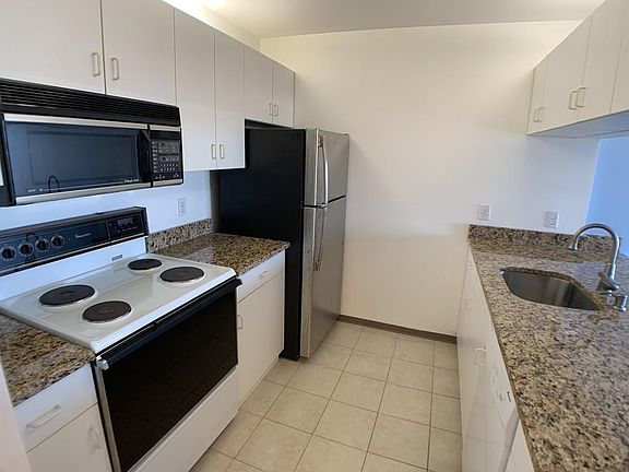 2nd image of 100 W Squantum St APT 605