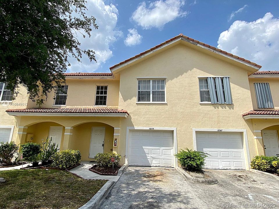 1st image of 1259 NW 27th Ave #1259