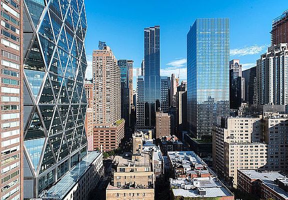3rd image of 330 W 56th St APT 19H