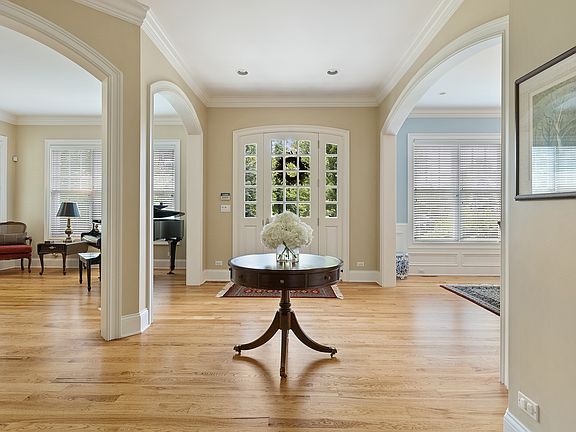 3rd image of 1102 Emmons Ct