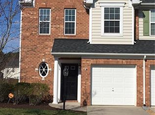 215 Emily Ln, Yorktown, VA 23690