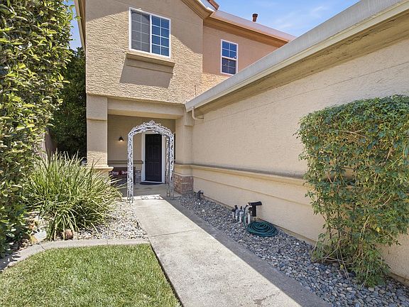 5th image of 4009 Lowdan Ln