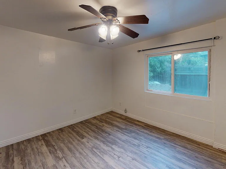 5484 Baja Dr — Photo 6