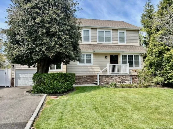 285 Broadway Greenlawn, Huntington, NY 11743