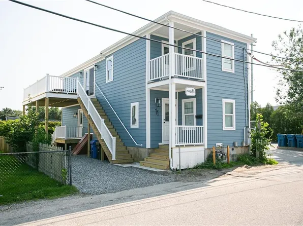 11 Merton Rd, Newport, RI 02840