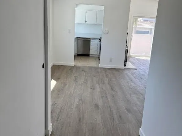 2217 Alabama St #C, Huntington Beach, CA 92648