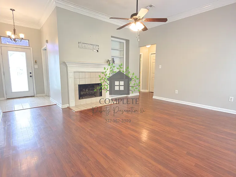 104 Savignon Cir — Photo 2