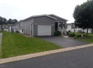 6312 Whispering Woods Dr #98, Williamson, NY 14589