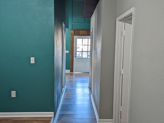 Apartment #1 - Hallway