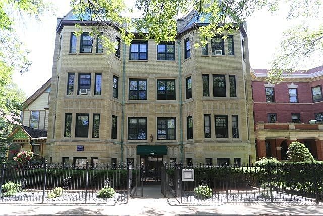 1st image of 4641 N Paulina St #A-412