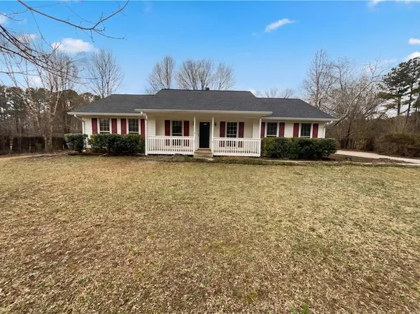 34 Aspen Lake Trce, Newnan, GA 30263