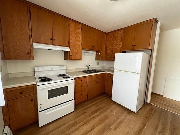 3rd image of 115 13th Ave S APT B4
