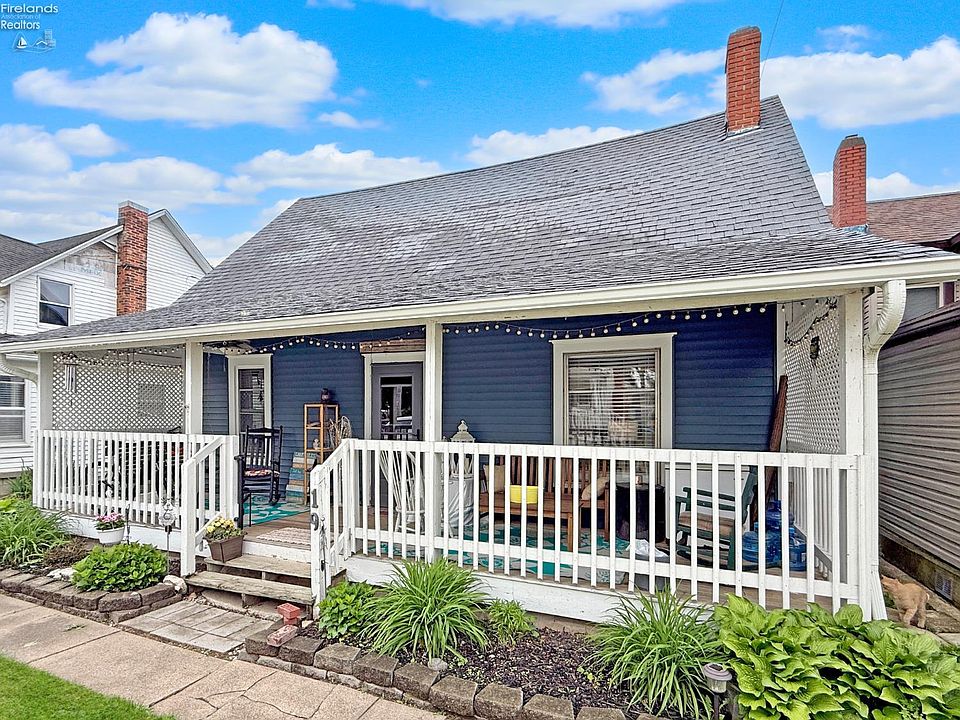 1st image of 19 Oakwood Ave