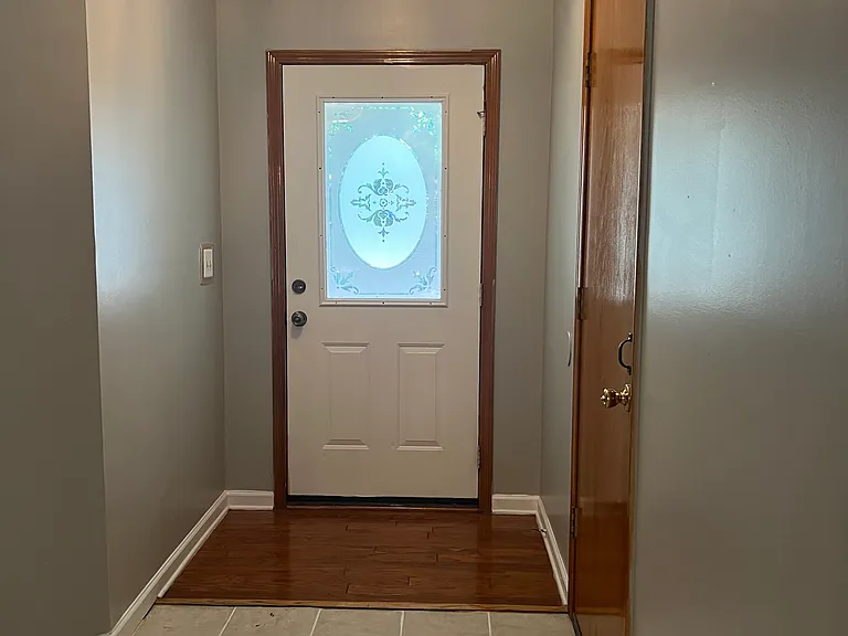 695 Paris Dr — Photo 25