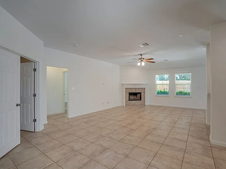 30126 Bumble Bee Dr — Photo 9