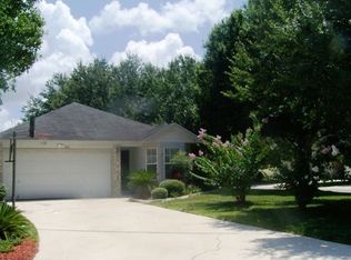 801 Golf Manor Ct, Saint Johns, FL 32259