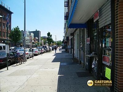 5th image of 326 Graham Ave APT 2