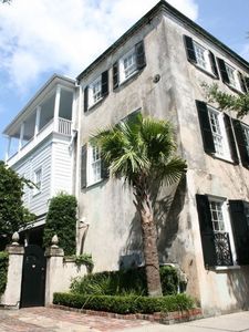 25 State St, Charleston, SC, 29401