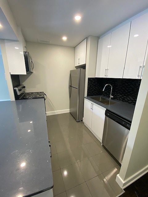 1st image of 4 Superior Ave #11