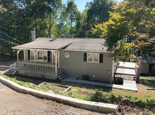 63 Huntington Dr, Swannanoa, NC 28778