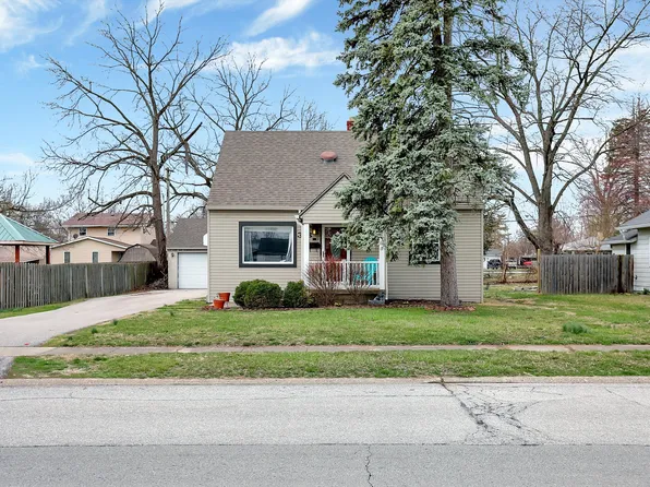 328 N 20th Ave, Beech Grove, IN 46107