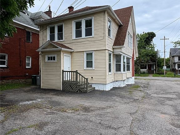 5th image of 1116 Ferry Ave