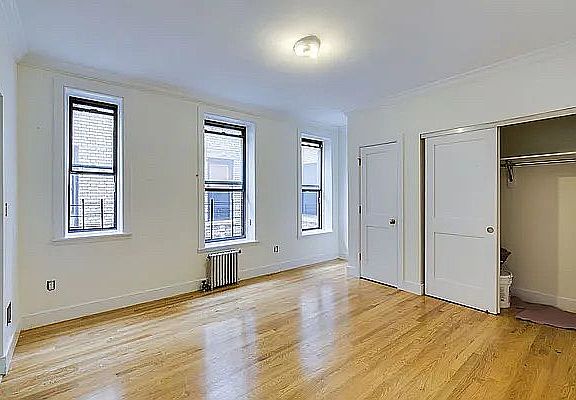 5th image of 1890 Adam C Powell Blvd #5C
