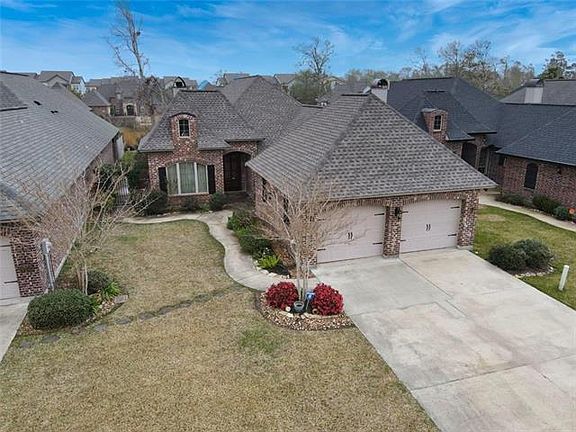 2nd image of 1048 Richmond Cir